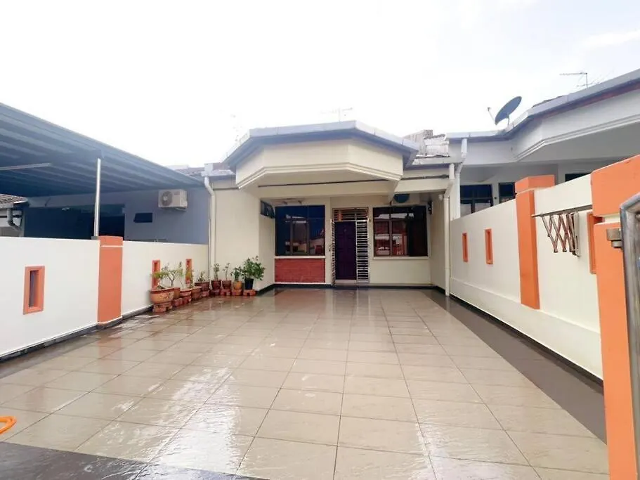 ג'והור בהרו A19 Cozy Daya Homestay 0*, ג'והור בהרו